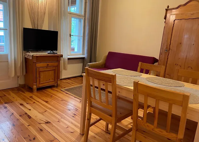 Brzozowy Gaj בית הארחה קרפאז'